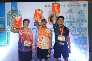 BIB: 
                            <button type="button" onclick="openModal(23611090)" class="btn btn-primary btn-sm float-right btn-popup" data-toggle="modal" data-target=".modal-high-quality">
                        <i class="fas fa-shopping-cart"></i> Add to Cart
                    </button>
                                            <button type="button" onclick="isThisMe(23611090, true)" class="btn btn-success btn-sm float-right btn-popup btn-isme hidden" data-toggle="tooltip" data-placement="bottom" title="นี่คือรูปของคุณใช่ไหม คลิกที่นี่เพื่อเอาเข้าอัลบั้ม">
                        <i class="fas fa-plus"></i> Add to album
                    </button>
                    <button type="button" onclick="isThisMe(23611090, false)" class="btn btn-warning btn-sm float-right btn-popup btn-isnotme hidden">
                        <i class="fas fa-ban"></i> Remove from album
                    </button>